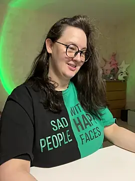 hungry1bunny online show from 02/13/25, 05:22