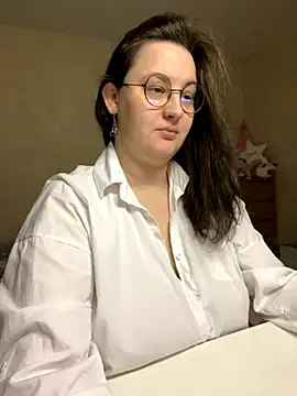 hungry1bunny online show from 11/24/25, 07:46