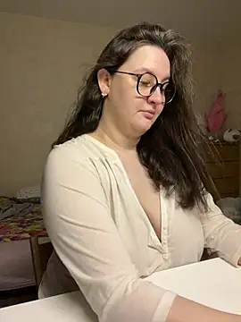 hungry1bunny online show from 03/17/26, 05:16