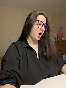 hungry1bunny online show from 04/23/26, 04:53