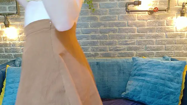 LisaCaprice online show from 04/03/26, 04:21