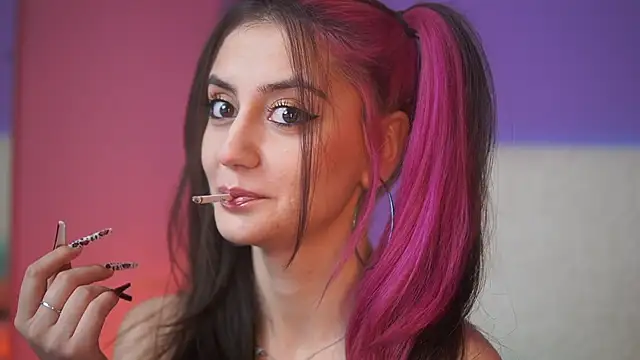 SabrinaHope online show from 12/04/25, 10:07