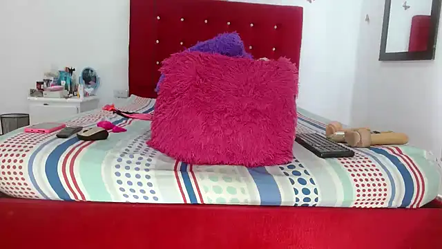 kattysex74 online show from 09/27/25, 03:06