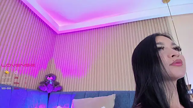 Snapshot of kathecute__ chatting on 01/08/25, 01:32 kathecute online show from 01/08/25, 01:32