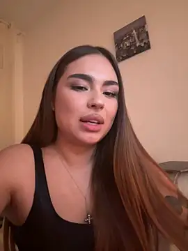 mint melissaaa online show from 12/20/24, 12:19