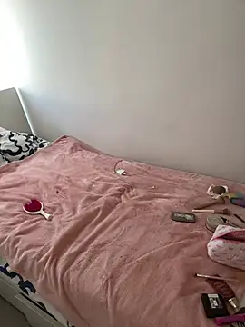 mint melissaaa online show from 01/11/25, 01:43