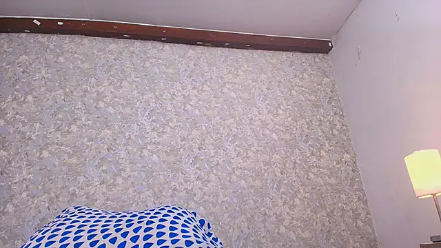 Snapshot of nicol_f chatting on 01/14/25, 07:11 nicol f online show from 01/14/25, 07:11