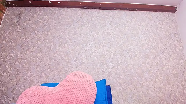 Snapshot of nicol_f chatting on 02/10/25, 07:17 nicol f online show from 02/10/25, 07:17