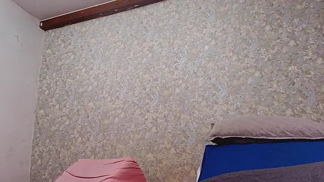 Snapshot of nicol_f chatting on 09/11/25, 07:14 nicol f online show from 09/11/25, 07:14