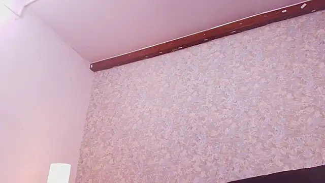 Snapshot of nicol_f chatting on 09/28/25, 07:08 nicol f online show from 09/28/25, 07:08