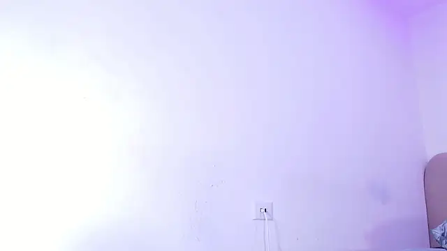 nicol f online show from 04/28/26, 03:11