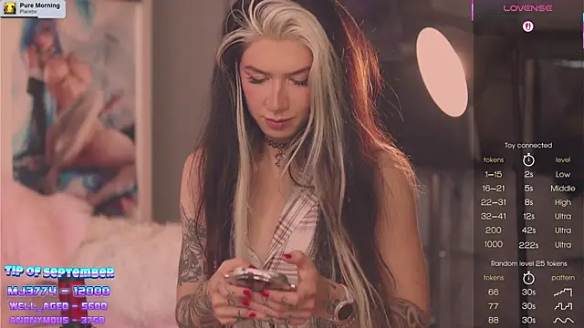 Virtual Wafu online show from 09/19/25, 02:18