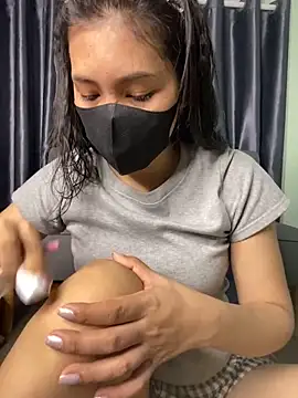 Ly Coca24 online show from 03/03/25, 01:20