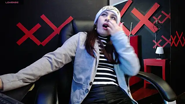  yuyi online show from 03/18/25, 11:08