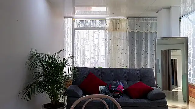 mei sweetcat online show from 02/15/25, 07:17