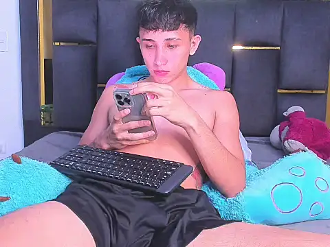 Snapshot of rome_hard chatting on 02/09/26, 10:58 rome hard online show from 02/09/26, 10:58