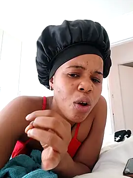 cattallinna98 online show from 09/10/25, 10:59