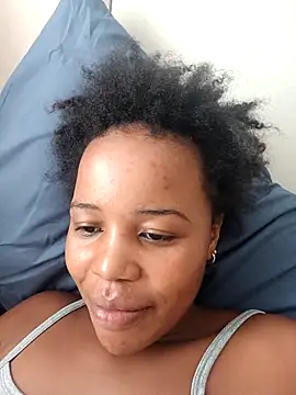 cattallinna98 online show from 11/28/25, 01:14