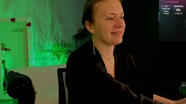 Ariell Margot  online show from 04/14/26, 05:46