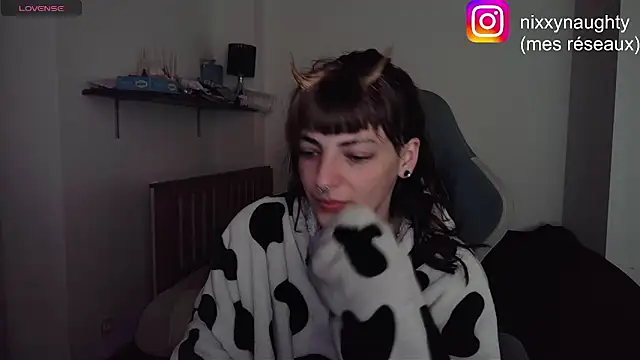 Snapshot of Nixxy_naughty chatting on 01/14/25, 08:59 Nixxy naughty online show from 01/14/25, 08:59