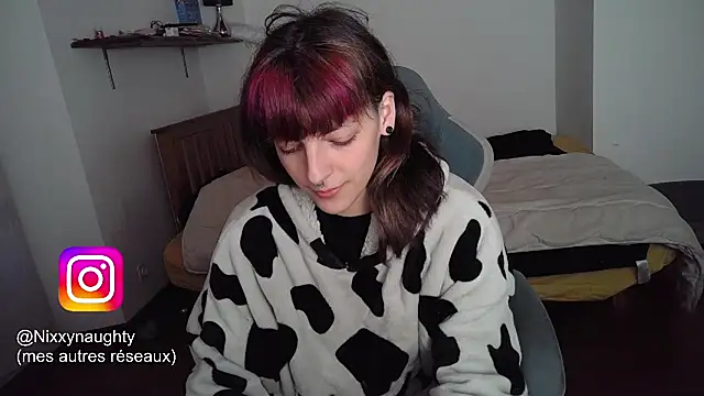 Snapshot of Nixxy_naughty chatting on 03/14/25, 07:01 Nixxy naughty online show from 03/14/25, 07:01