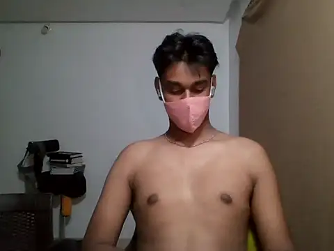 brownguy1234 online show from 03/19/25, 05:28