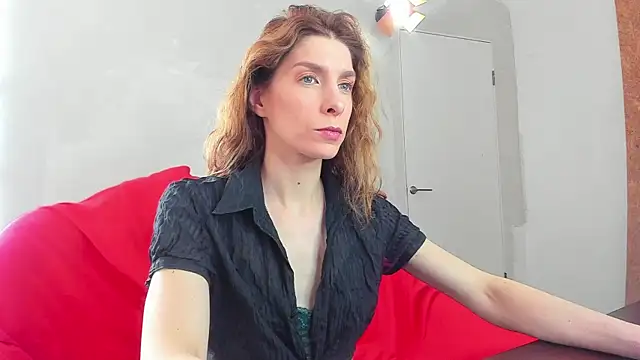 YourSuperModel online show from 02/12/25, 08:49