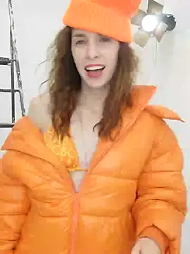 YourSuperModel online show from 10/31/25, 04:19