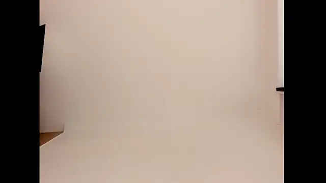 YourSuperModel online show from 04/23/26, 09:52