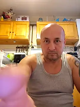 intx800 online show from 10/11/25, 04:33