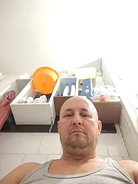 intx800 online show from 10/12/25, 04:55