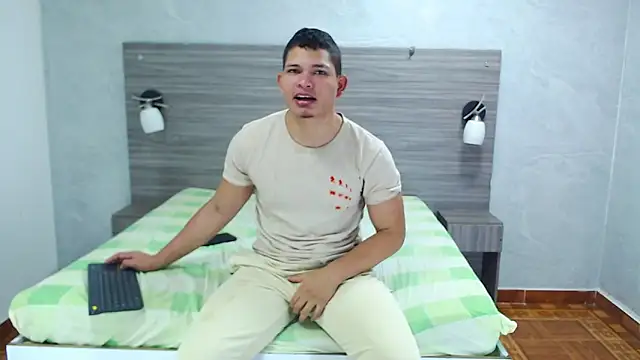 Loony Zion online show from 11/21/25, 01:10