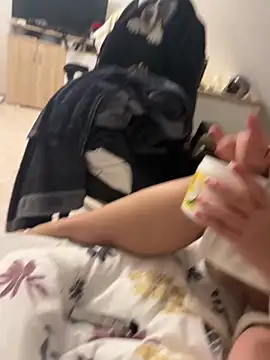  Hidden couple  online show from 12/17/25, 04:13