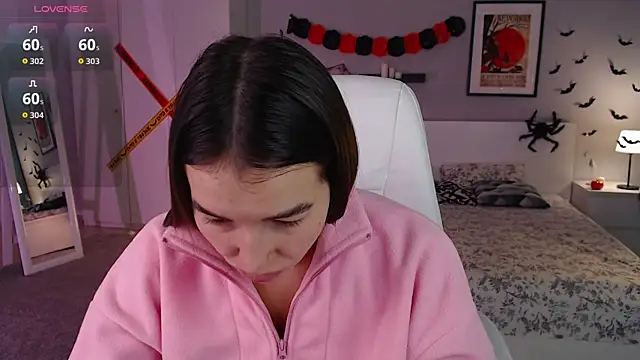 Bellla Haddid online show from 11/02/25, 01:30