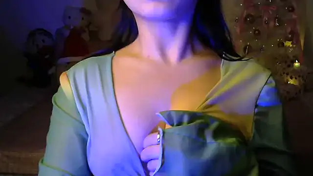 amrita2210 online show from 12/16/25, 06:57