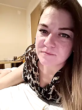 LunikaLunaX online show from 02/16/25, 08:00