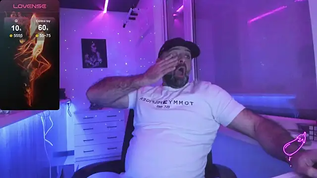 MAGABEAR077 online show from 11/28/25, 04:42