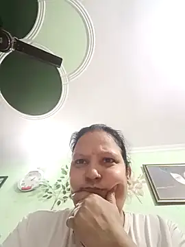 Kavya kapoor online show from 02/25/25, 07:42