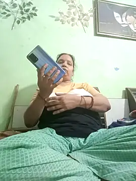 Kavya kapoor online show from 03/04/25, 04:30