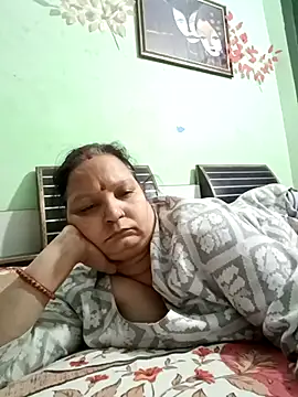 Kavya kapoor online show from 03/17/25, 05:05