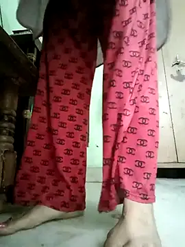 Kavya kapoor online show from 10/15/25, 05:24