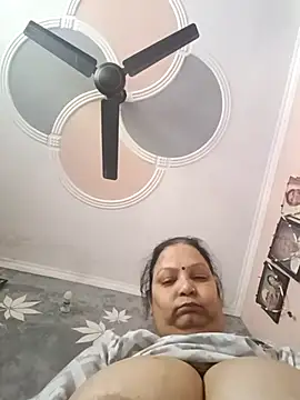 Kavya kapoor online show from 11/26/25, 05:19