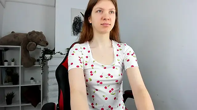 Baby Evalena online show from 03/07/25, 04:57