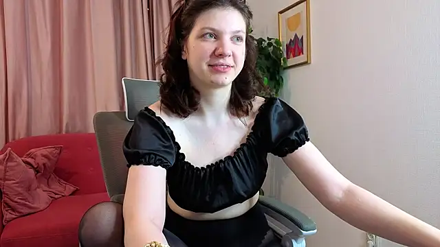 Baby Evalena online show from 06/10/26, 05:07