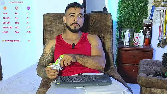 Snapshot of ERIC_HARRISON chatting on 01/27/25, 12:54 ERIC HARRISON online show from 01/27/25, 12:54