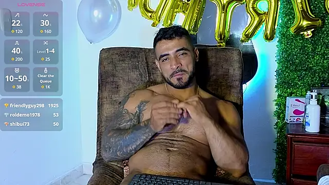 Snapshot of ERIC_HARRISON chatting on 03/20/25, 01:02 ERIC HARRISON online show from 03/20/25, 01:02