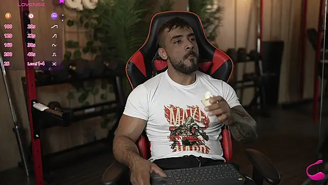 Snapshot of ERIC_HARRISON chatting on 09/11/25, 01:49 ERIC HARRISON online show from 09/11/25, 01:49