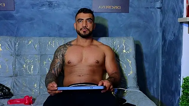 Snapshot of ERIC_HARRISON chatting on 09/26/25, 11:03 ERIC HARRISON online show from 09/26/25, 11:03