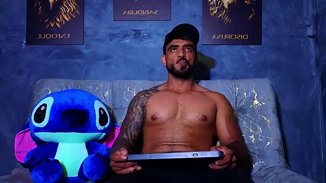 Snapshot of ERIC_HARRISON chatting on 10/14/25, 10:32 ERIC HARRISON online show from 10/14/25, 10:32