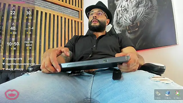 Luke  09 online show from 03/04/25, 05:24